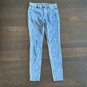 Uniqlo Light Blue Women's Ultra Stretch Jeggings